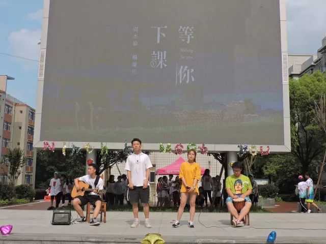 1541738803581076408.jpg
