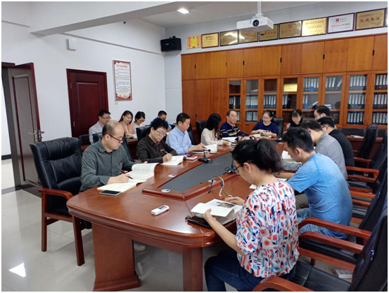 机关八支部全体党员干部集中学习.png