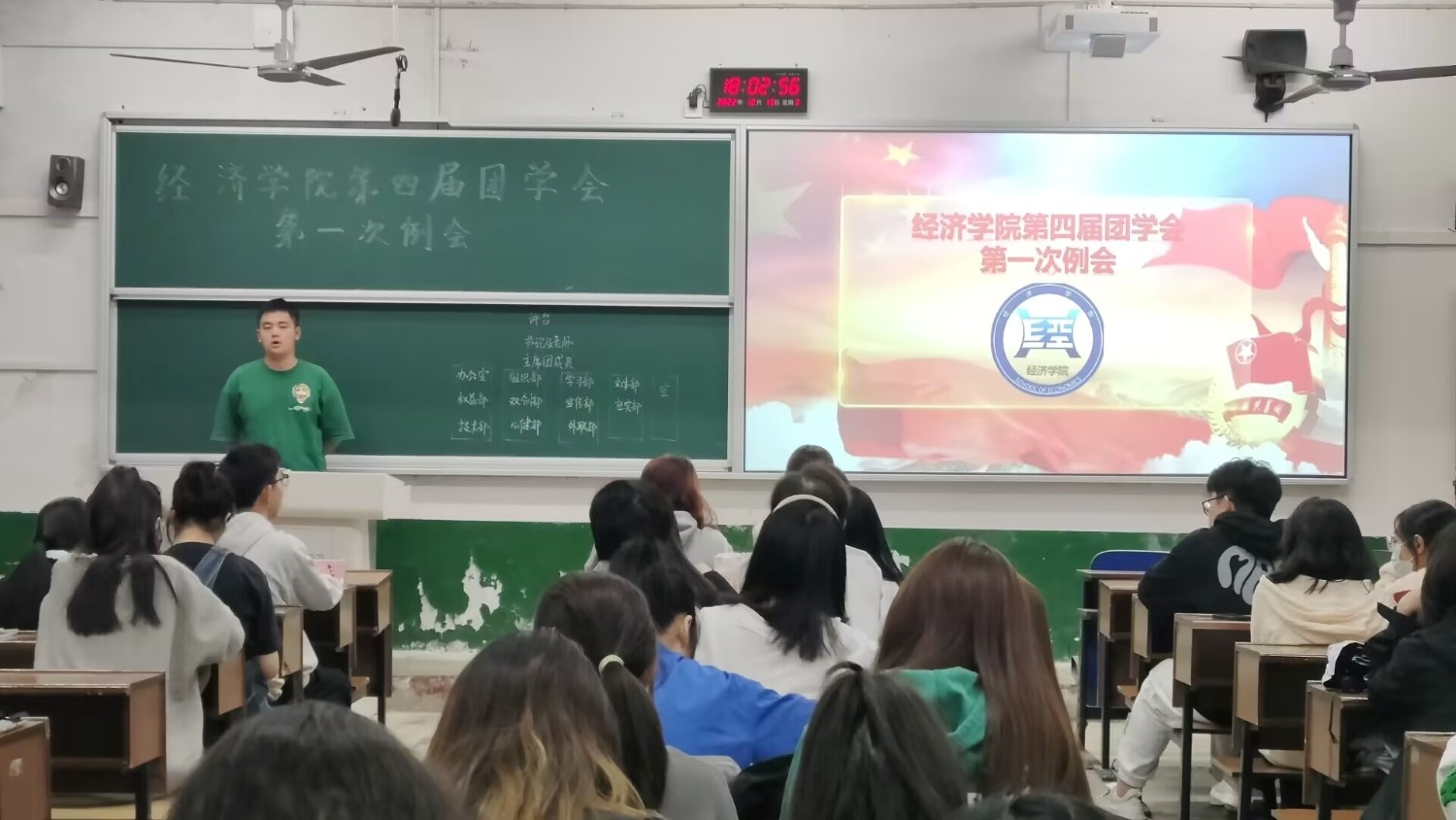 1666516762957052305.jpg