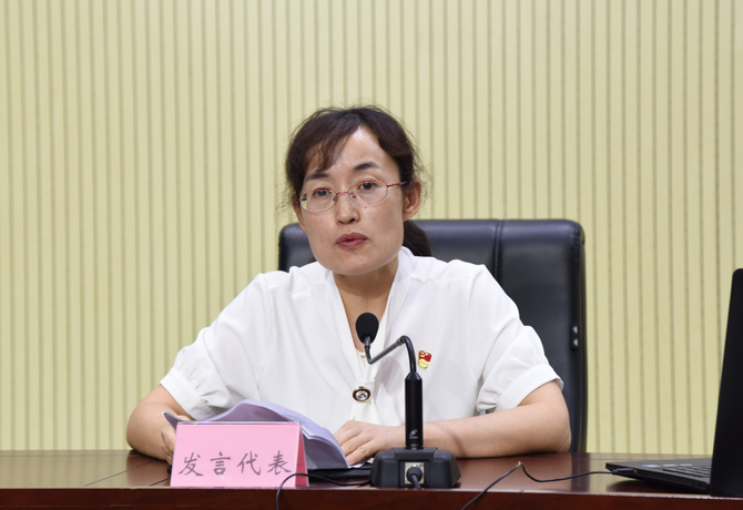 刘绿丝.png