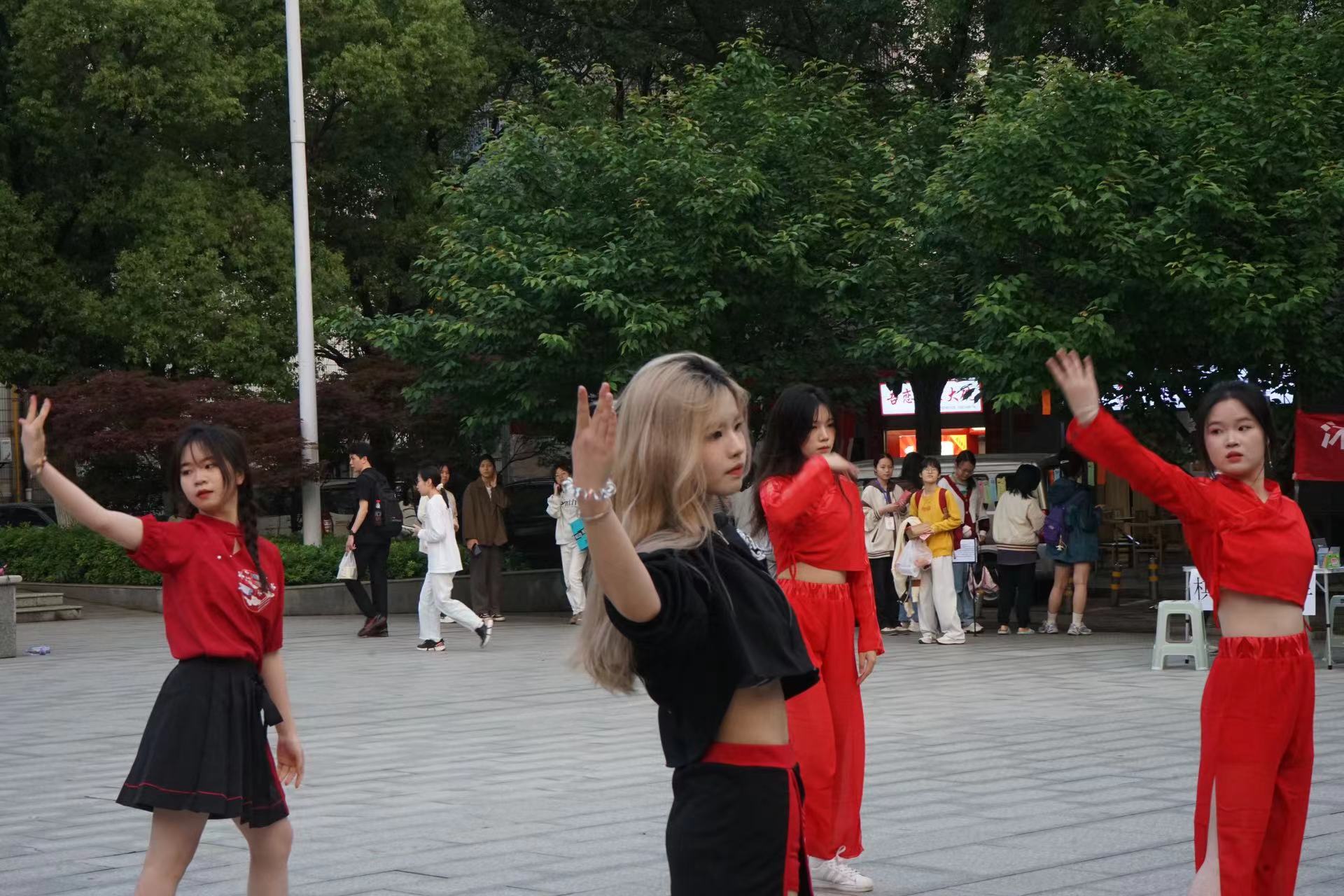 1684898414893097424.jpg
